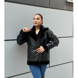 İÇİ SİYAH KÜRKLÜ CEKET